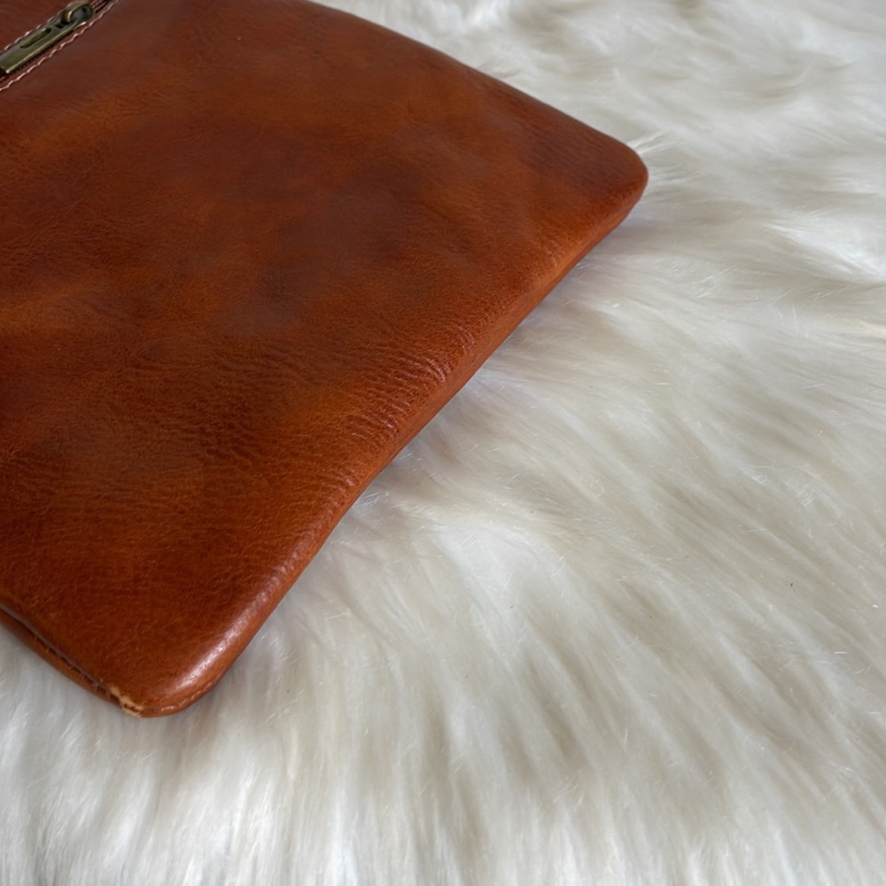 Vera Pelle Genuine Leather Crossbody New Without Tag 🏷️ - Picture 11 of 15